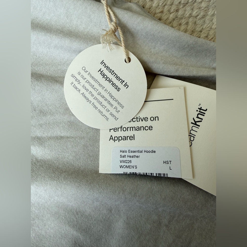 NWT Vuori Halo Essential Hoodie in Salt Heather sz L - Picture 9 of 10